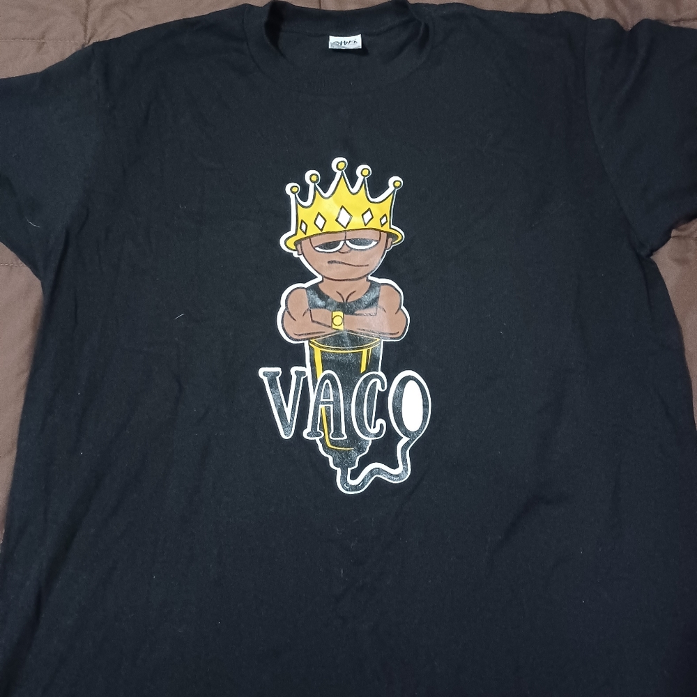 New V.A.C.O microphone crown T-Shirt